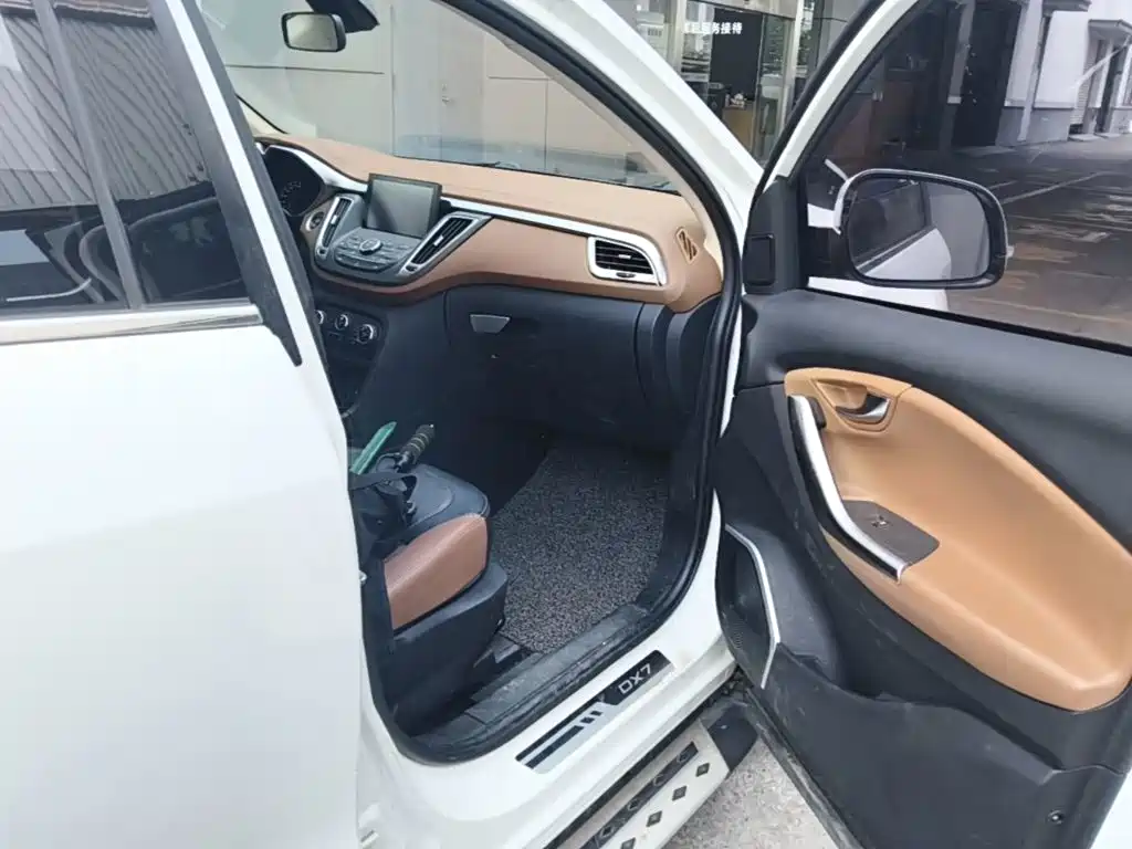 Soueast DX7 2016 2017 1.5T Automatic Luxury