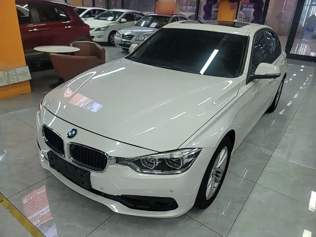 Фото 2 - BMW 3 Series