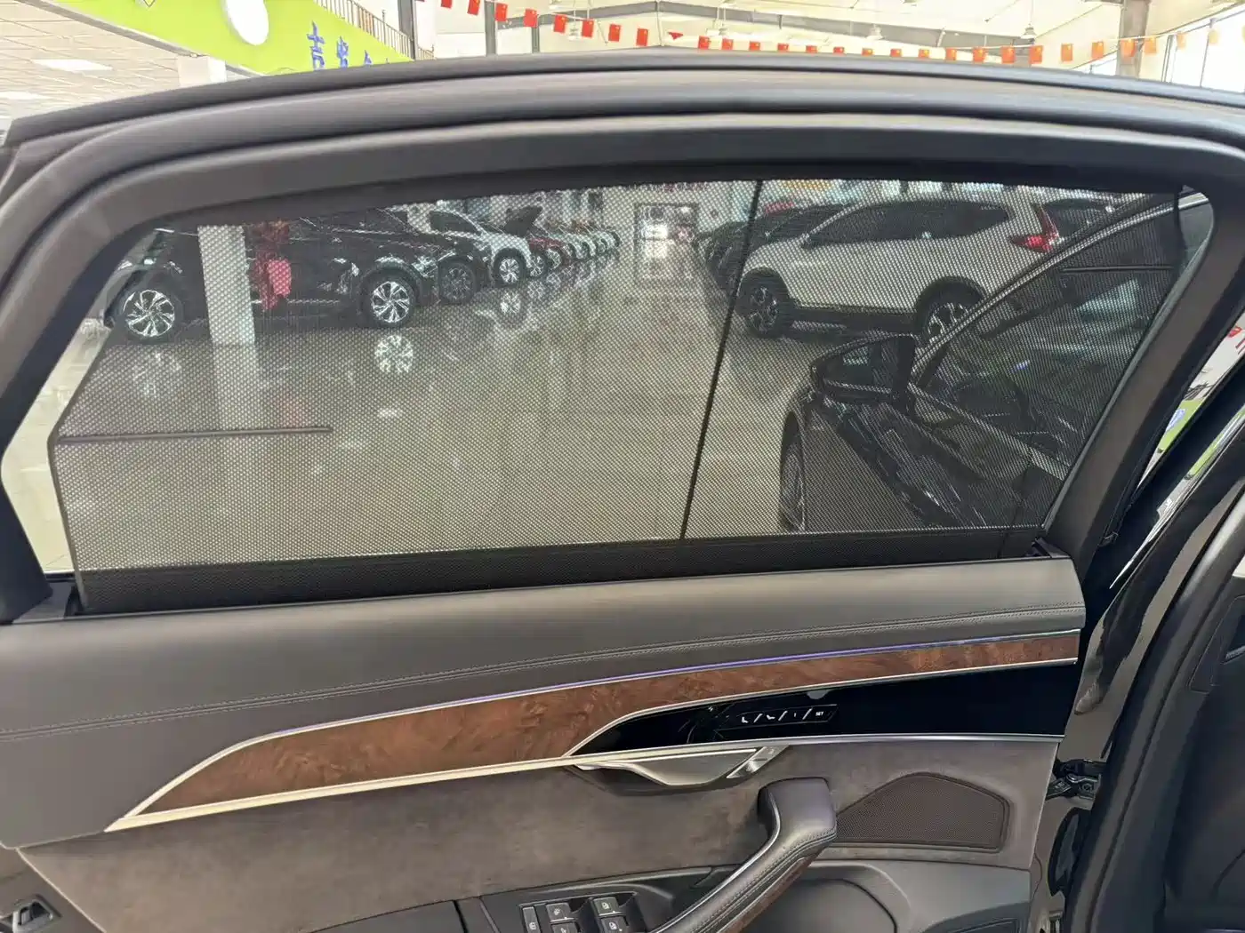 Audi A8 2021 A8L 50 TFSI quattro Luxury фото 15