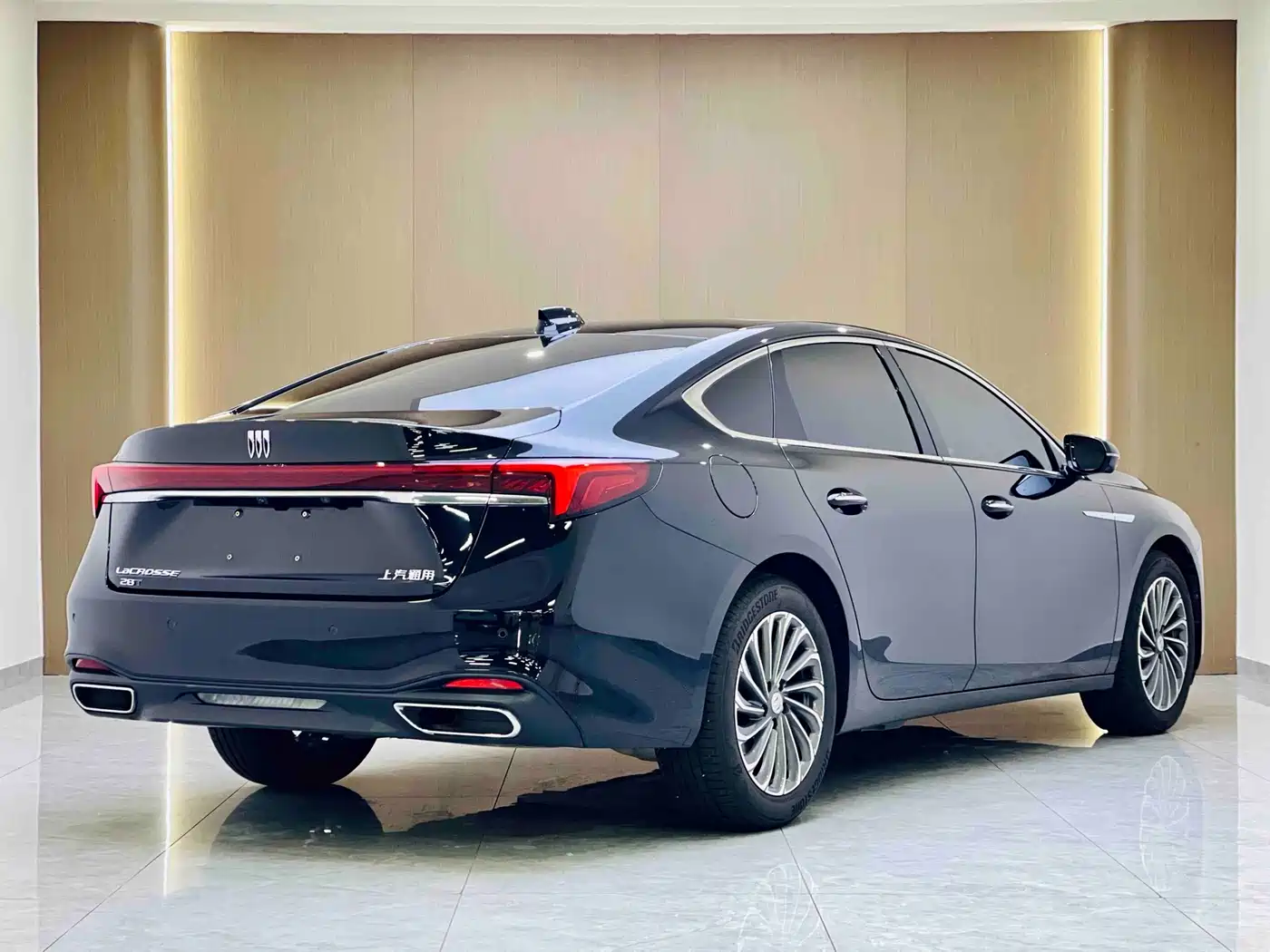 BUICK LACROSSE