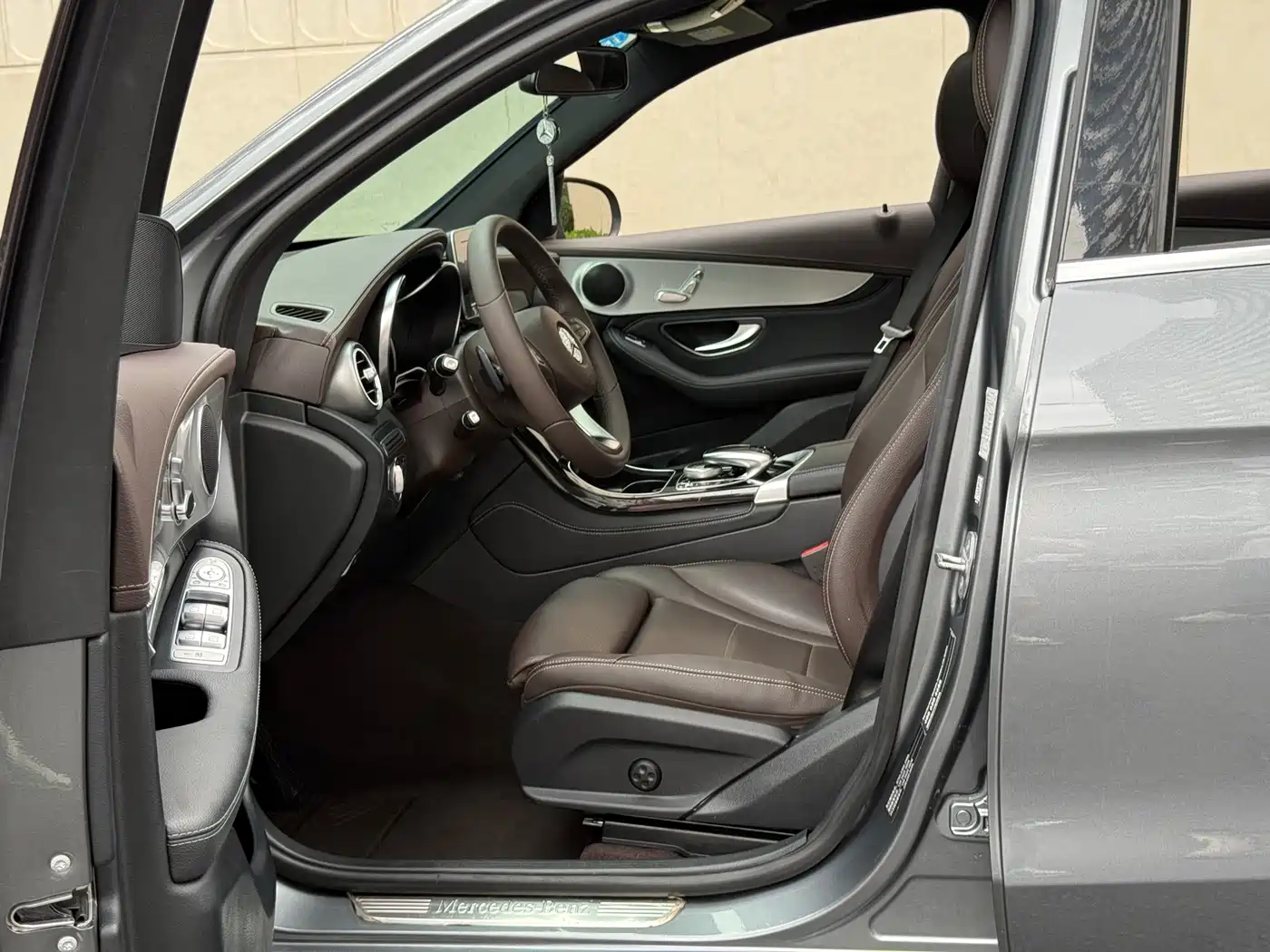 Mercedes-Benz GLC 2018 Facelift GLC 200 4MATIC фото 10