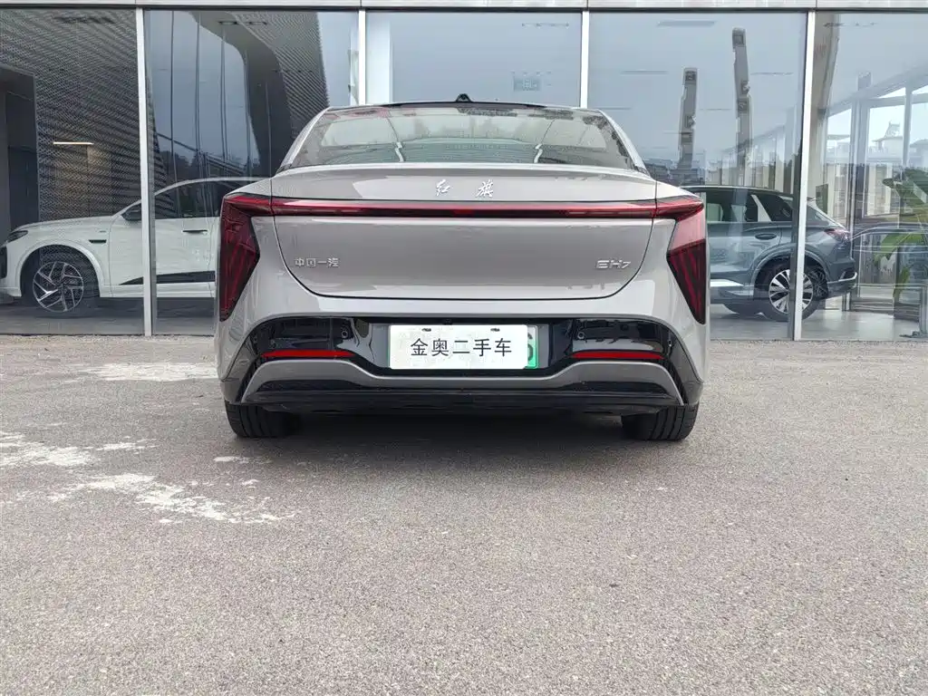 Hongqi EH7 2025 2025 640 AWD Smart Selection Edition