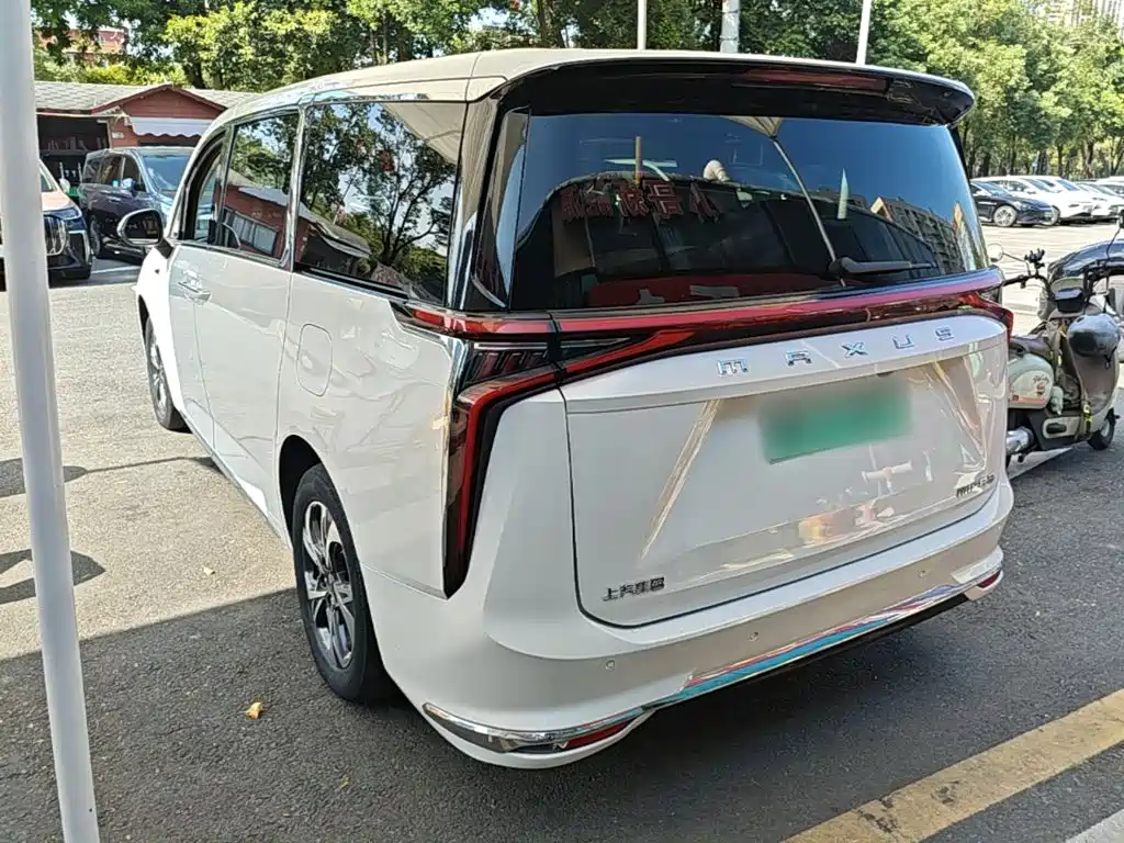 Maxus MIFA 9 2023 2023 Standard Range Grassland 7-seater