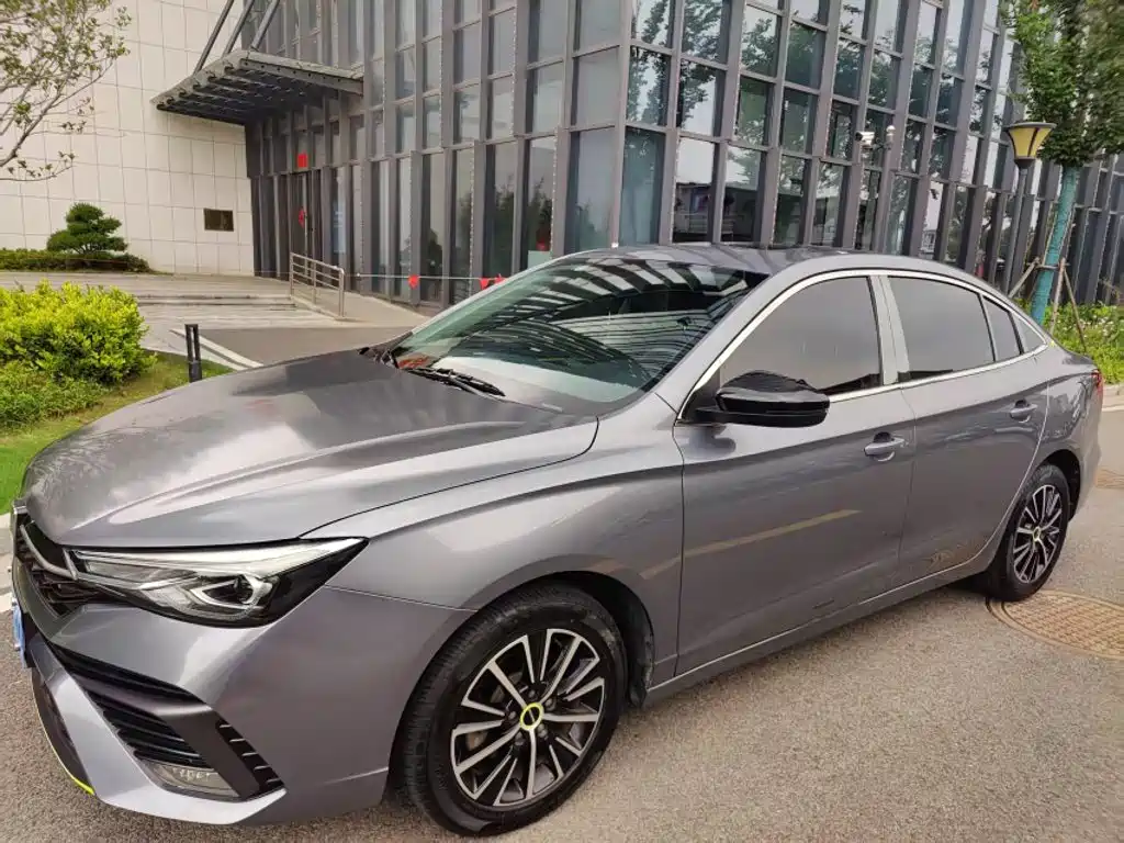 Roewe i5 2021 1.5L CVT Platinum Edition