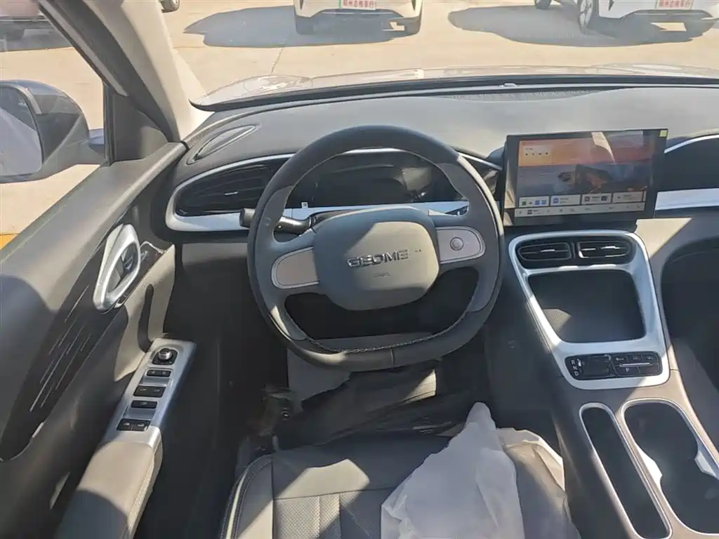 Geely Galaxy Starry Wish 2026 Edition 310km Youth Version фото 11