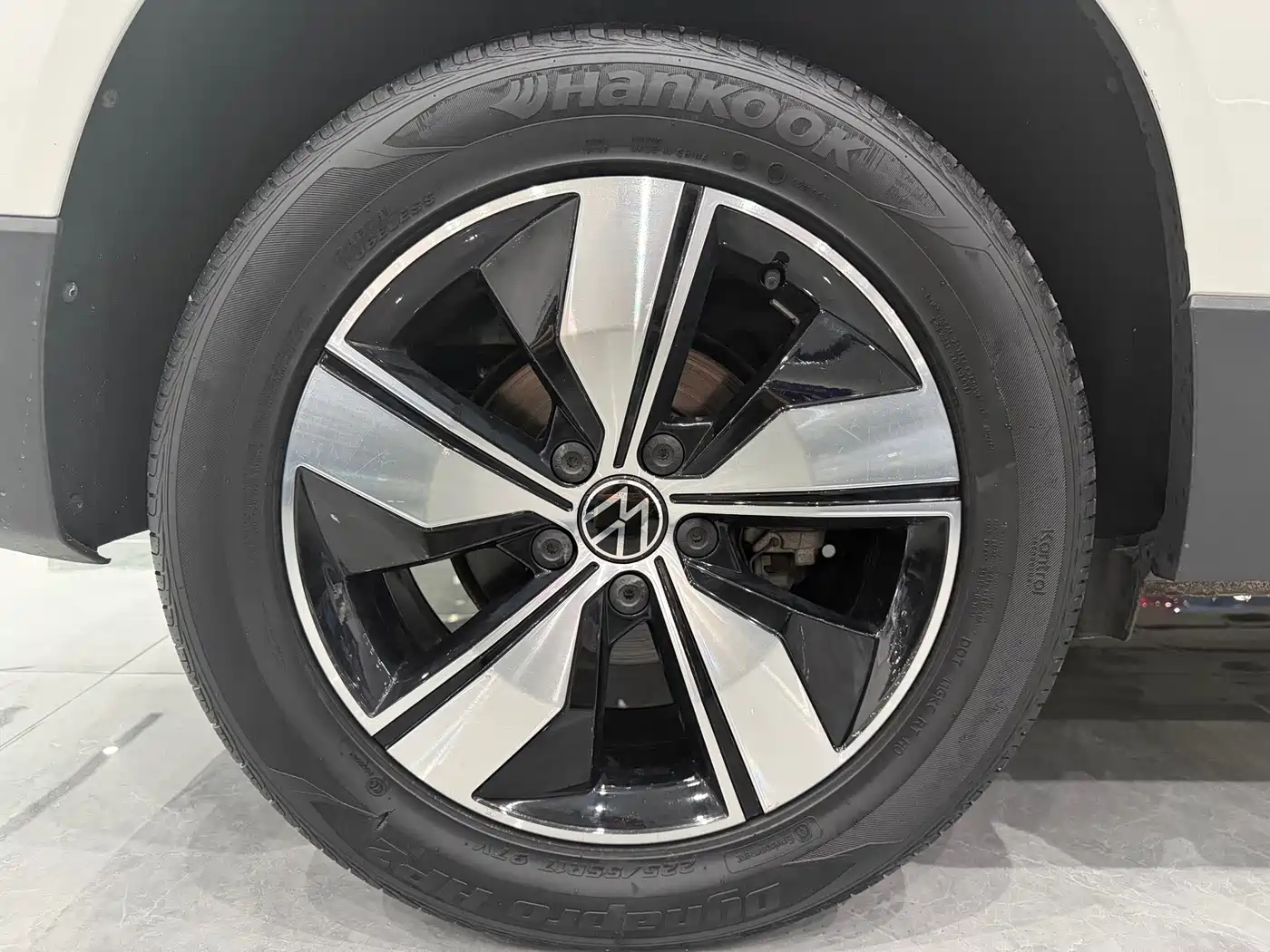 Volkswagen Tharu, миниатюра 6