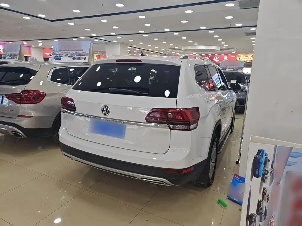Фото 9 - Volkswagen Teramont