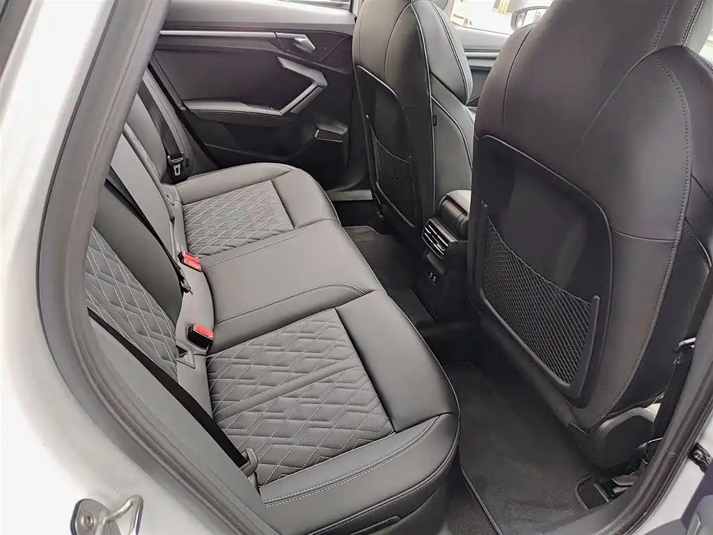 Audi A3 2025 2025 Sportback 35TFSI Flying Premium