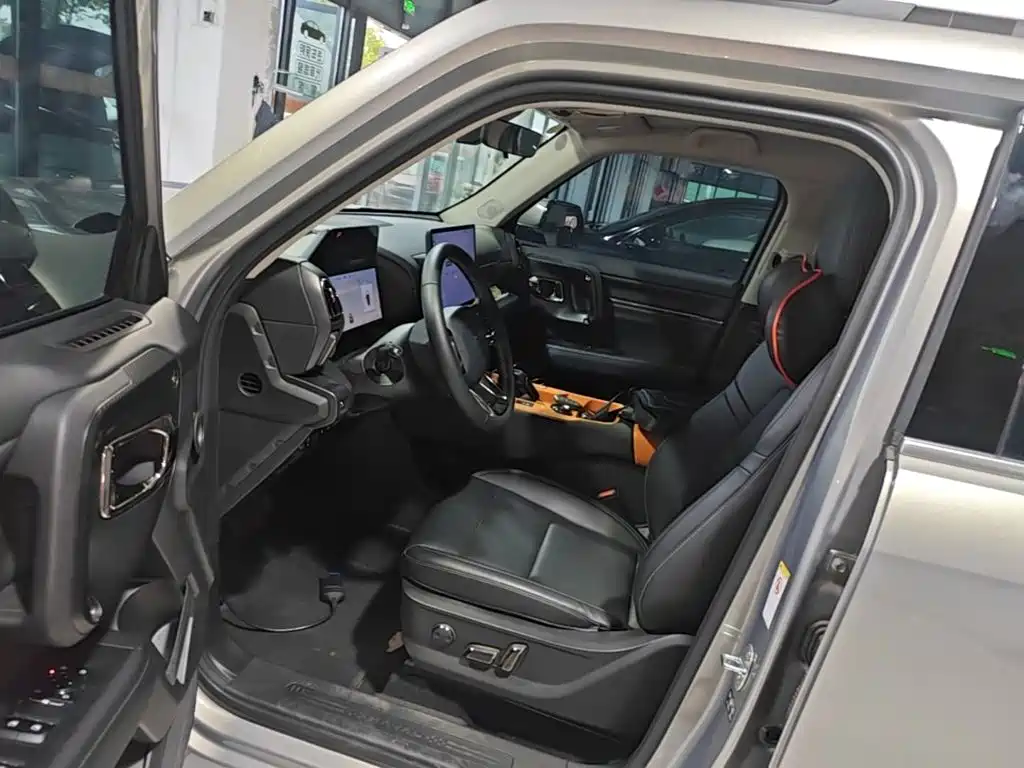 Haval Second-Generation Big Dog New Energy 2024 2023 DHT-PHEV 105km Trend Electric Edition