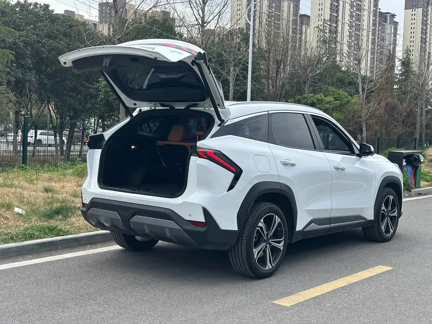 GEELY GALAXY GALAXY L7