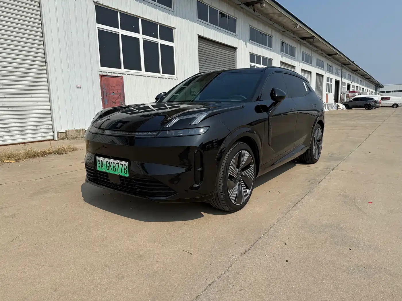 Lynk & Co 08 EM-P 2025 2025 120km Long Range Halo