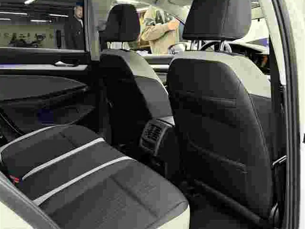 Volkswagen Golf 2021 280TSI DSG Pro фото 7