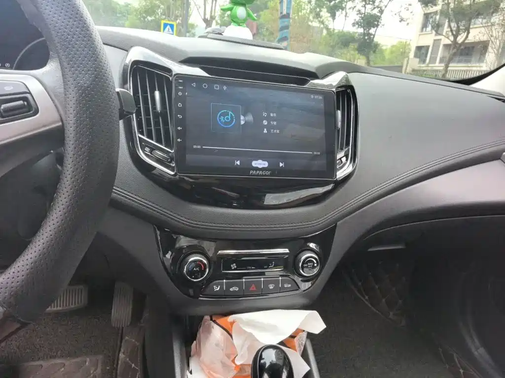 Photo 9 - Changan Eado