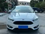 Фото 2 - Ford Focus