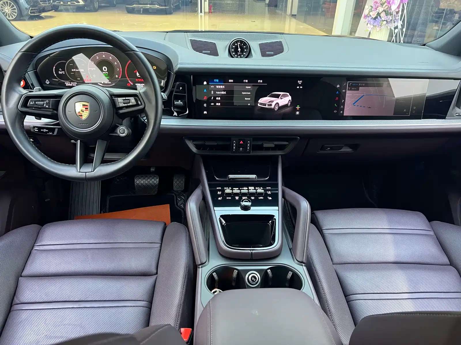 Фото 22 - Porsche Cayenne New Energy