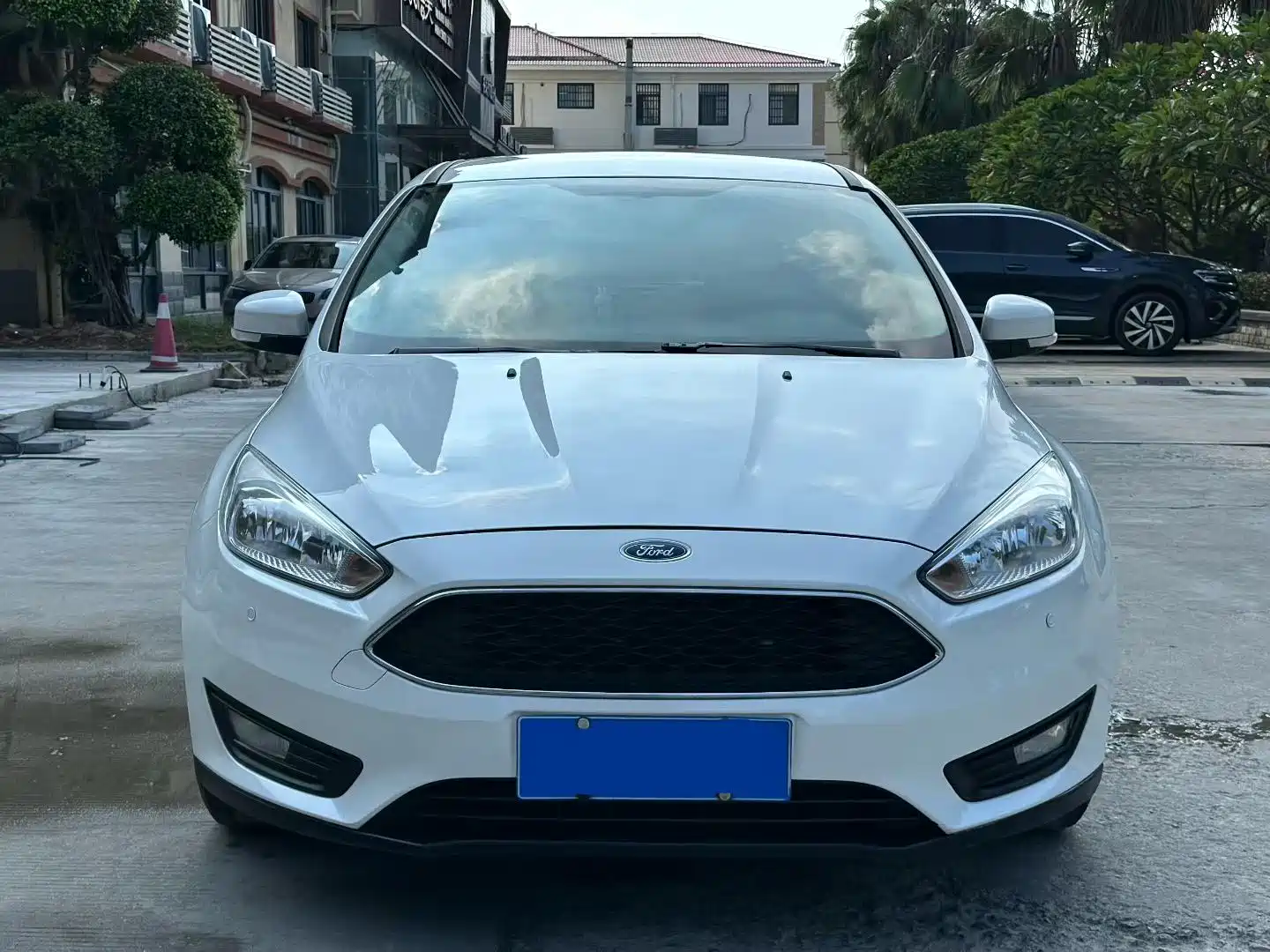 Фото 2 - Ford Focus
