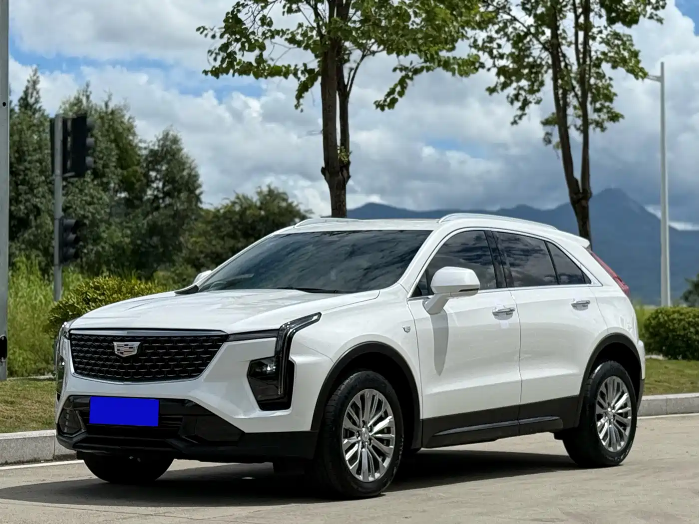 Similar car