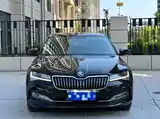 صورة 2 - Škoda Superb
