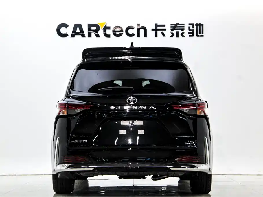 Toyota Sienna 2024 2.5L Hybrid Comfort Edition фото 5
