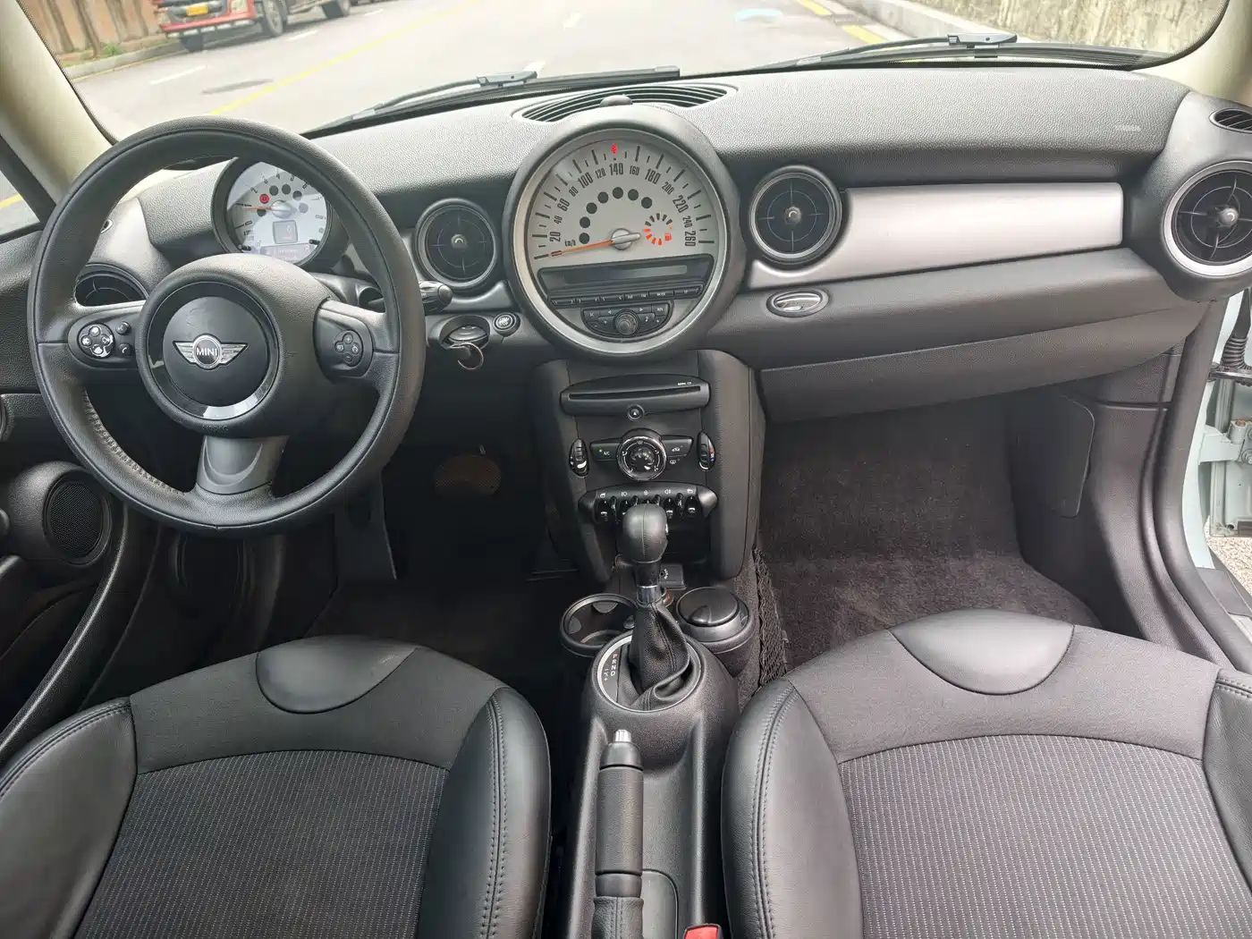MINI CLUBMAN 2014 2013 1.6L COOPER Bond Street