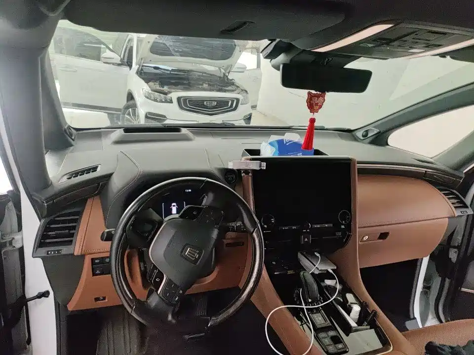 Фото 7 - Toyota Vellfire