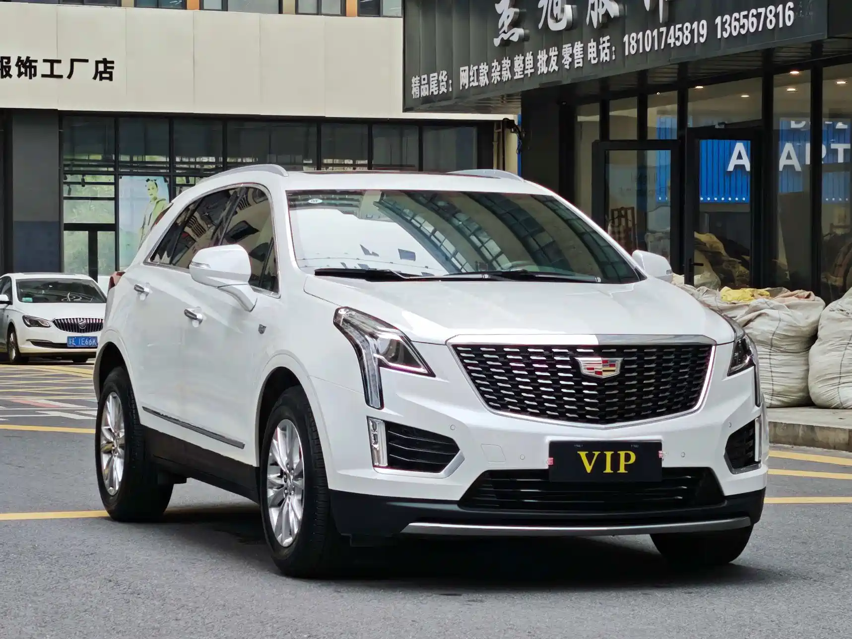 Фото 3 - Cadillac XT5