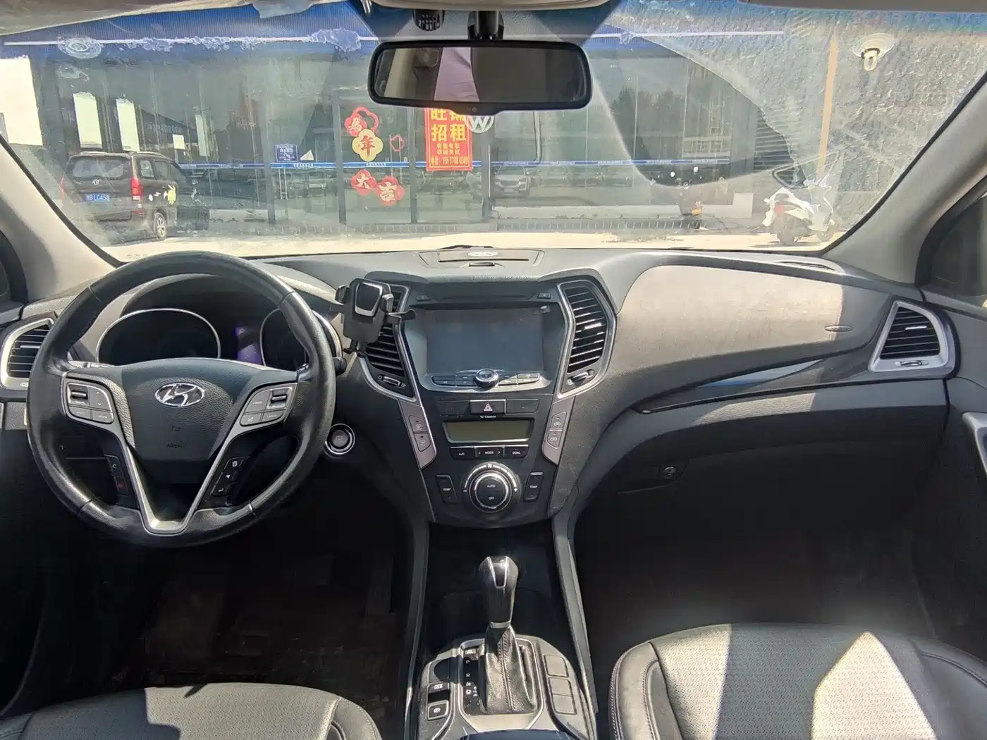 Hyundai Santa Fe 2013 2013 Model 2.4L Automatic 2WD Smart