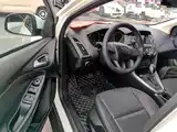 Фото 16 - Ford Focus