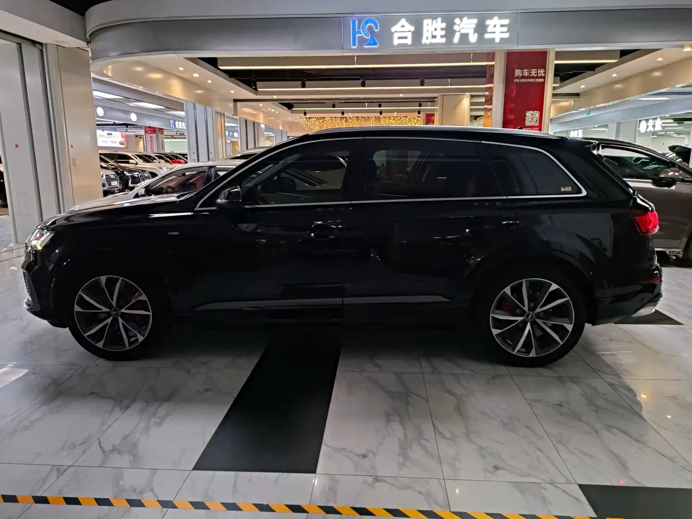 AUDI Q7