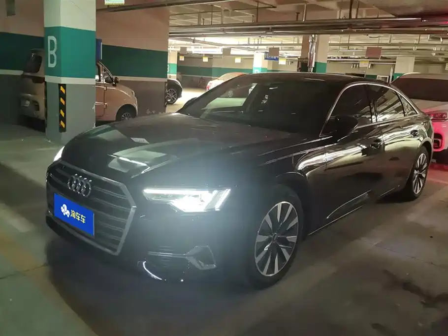 Audi A6L 2024 45 TFSI Premium Elegance