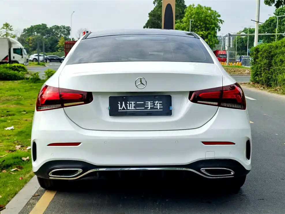 Mercedes-Benz A-Class 2021 A 200 L Sport Sedan Dynamic Type фото 6