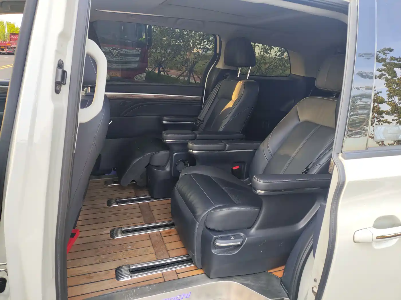 GAC Trumpchi Trumpchi M8 2021 Master Series 390T Prestige Edition фото 10