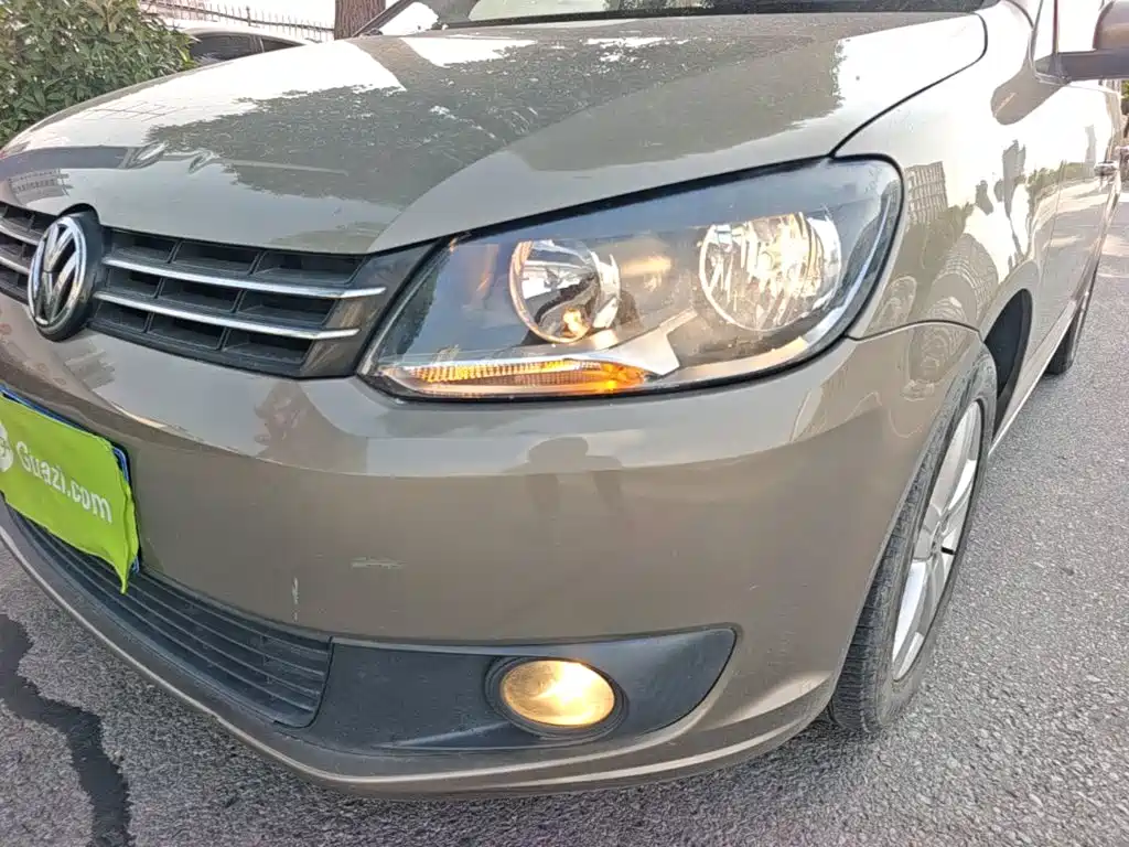 Volkswagen Touran 2016 2015 1.4T Manual Trend Edition 5-seater
