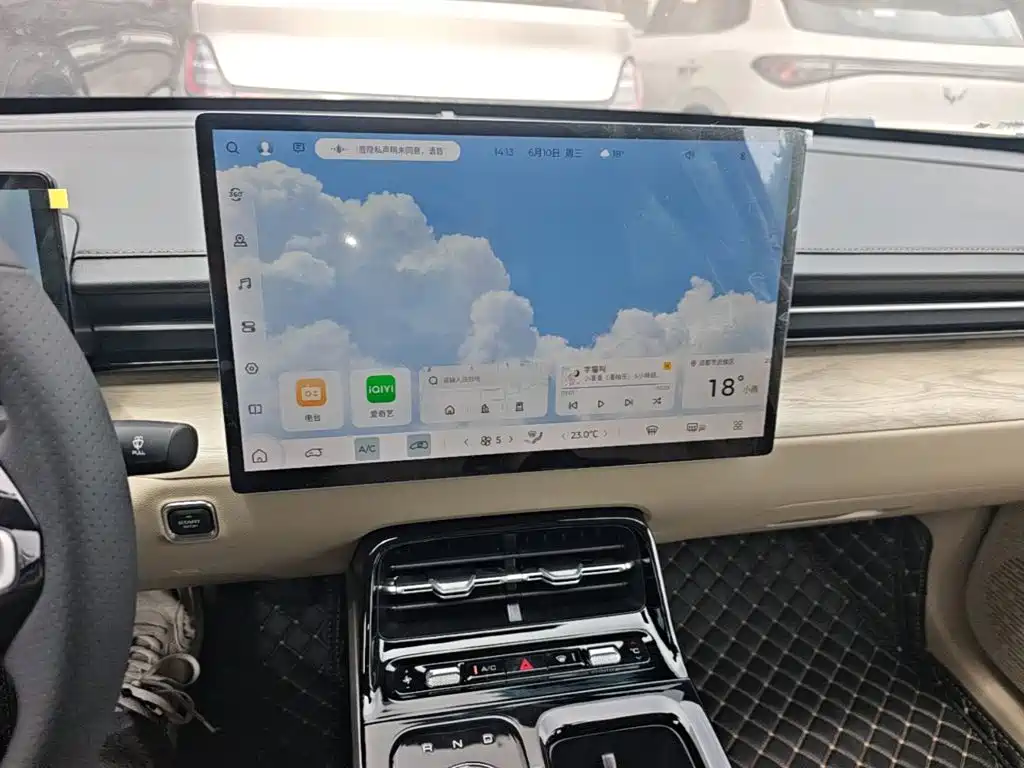 Wuling Motors Wuling Xingguang 2026 2024 Co-creation Edition 510 Advanced