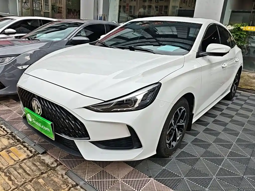 MG 5 2021 Facelift 180DVVT CVT Youth Luxury Edition