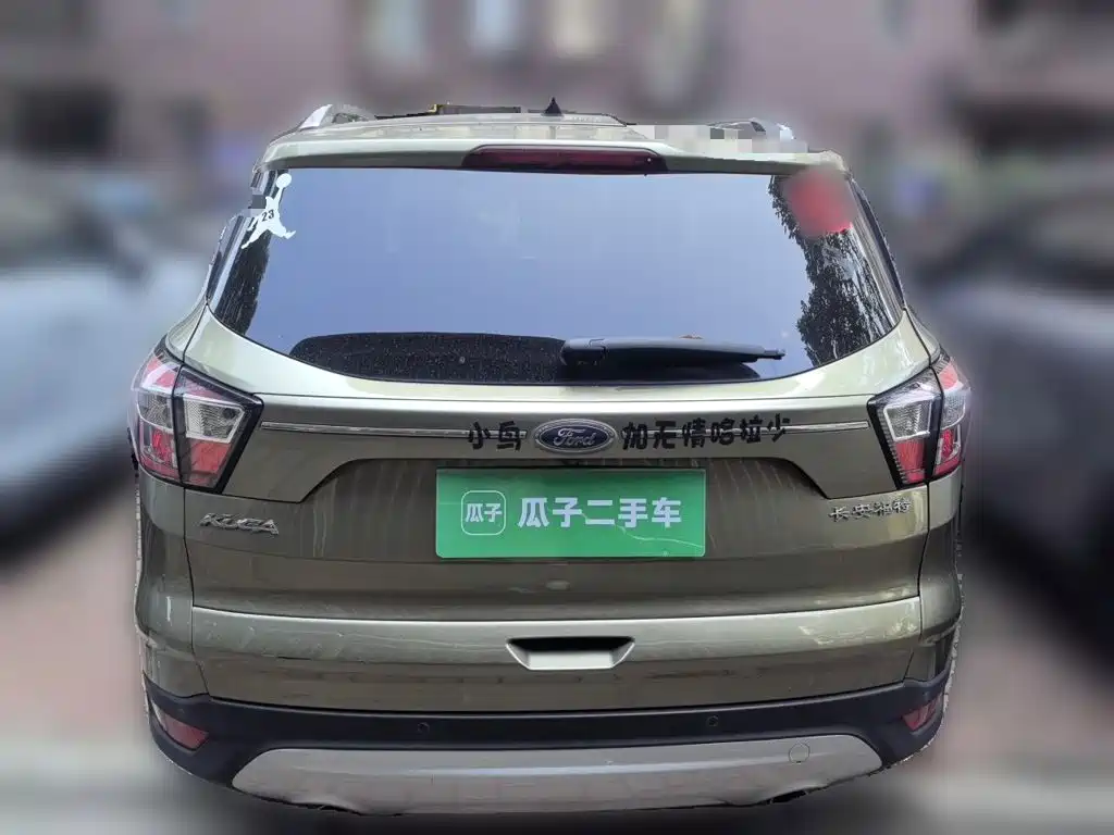 Фото 4 - Ford Kuga