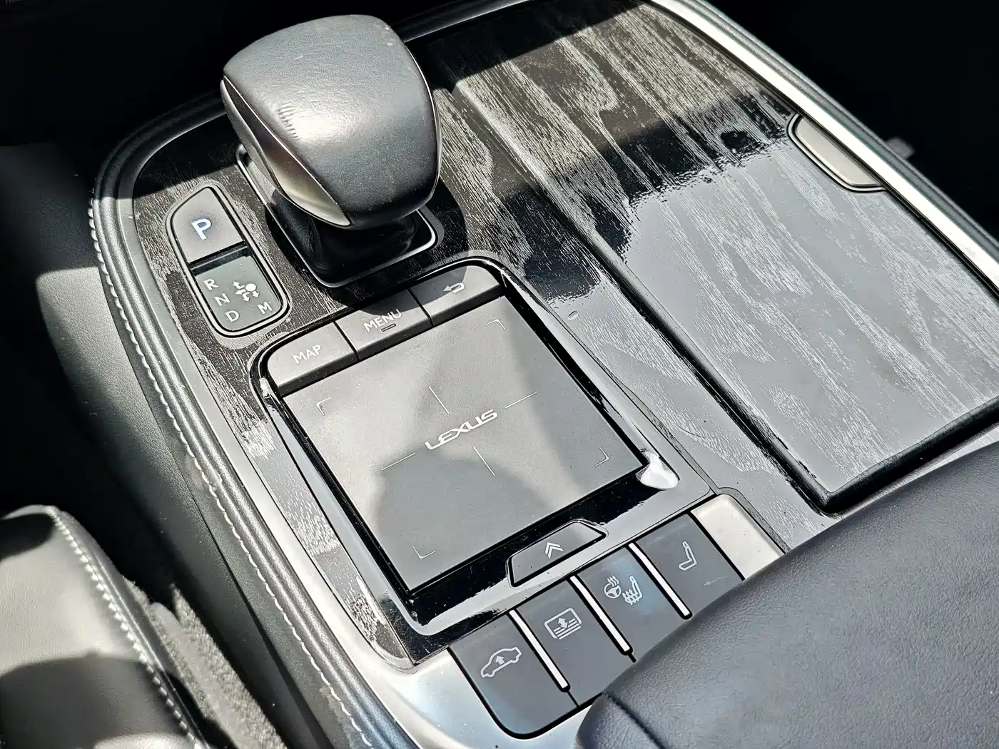 Lexus LS 2022 2021 500h Excellence Edition