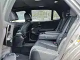 Фото 13 - Lexus LS