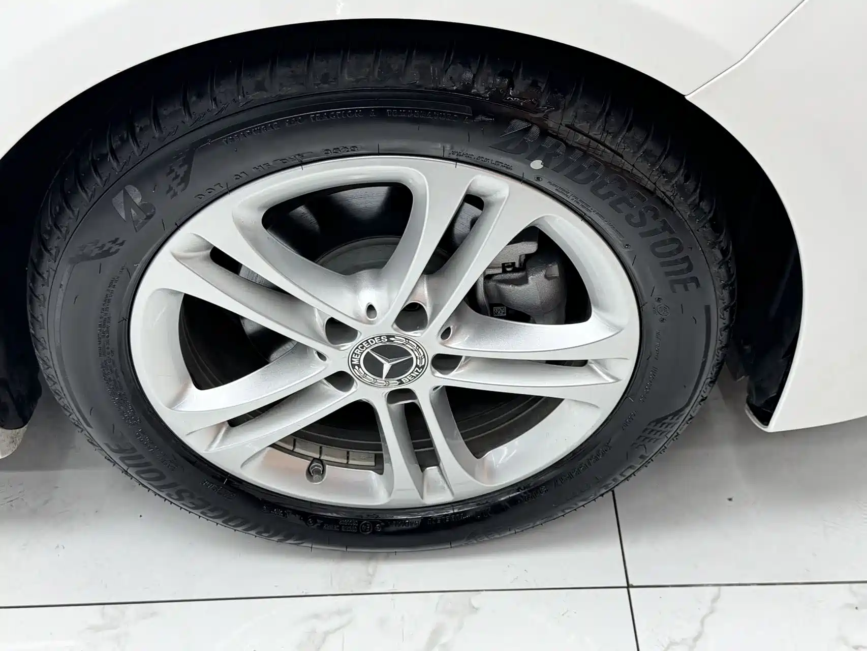 صورة 9 - Mercedes-Benz A-Class