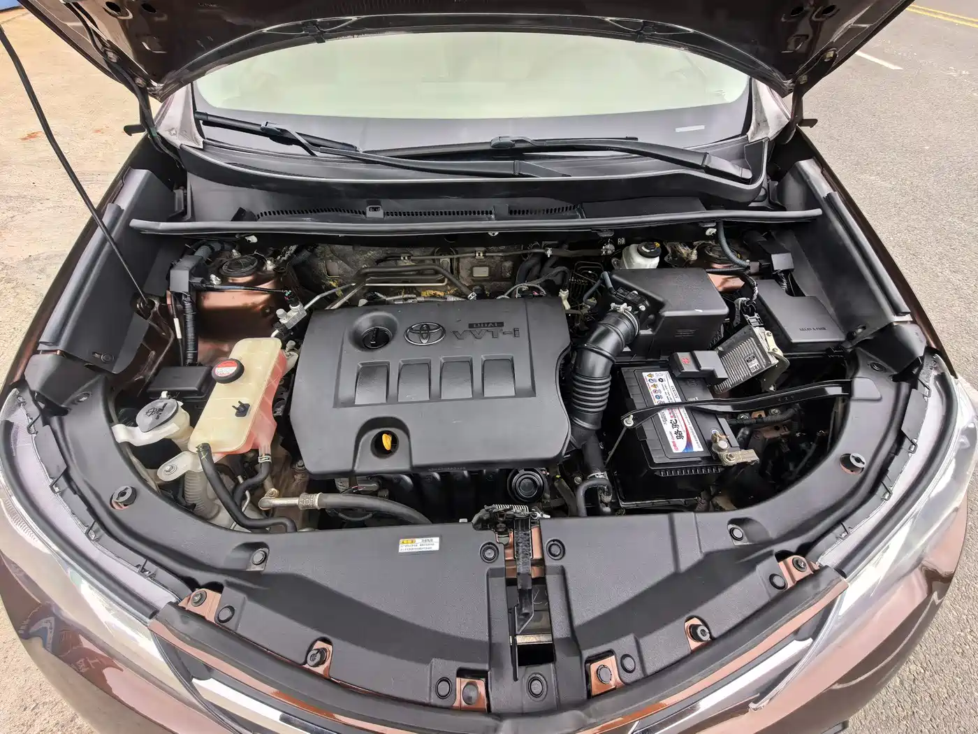 Toyota RAV4 Rongfang 2015 2.0L CVT 2WD Trend Edition фото 16