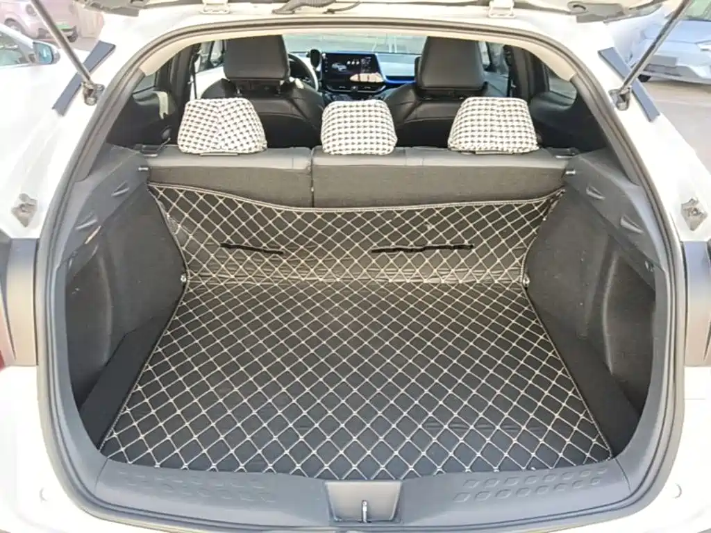Toyota C-HR 2023 2023 Model 2.0L Premium Edition