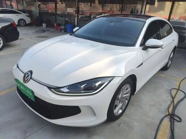 Volkswagen Lamando Volkswagen Lamando, L 280TSI DSG, Яркий драйв