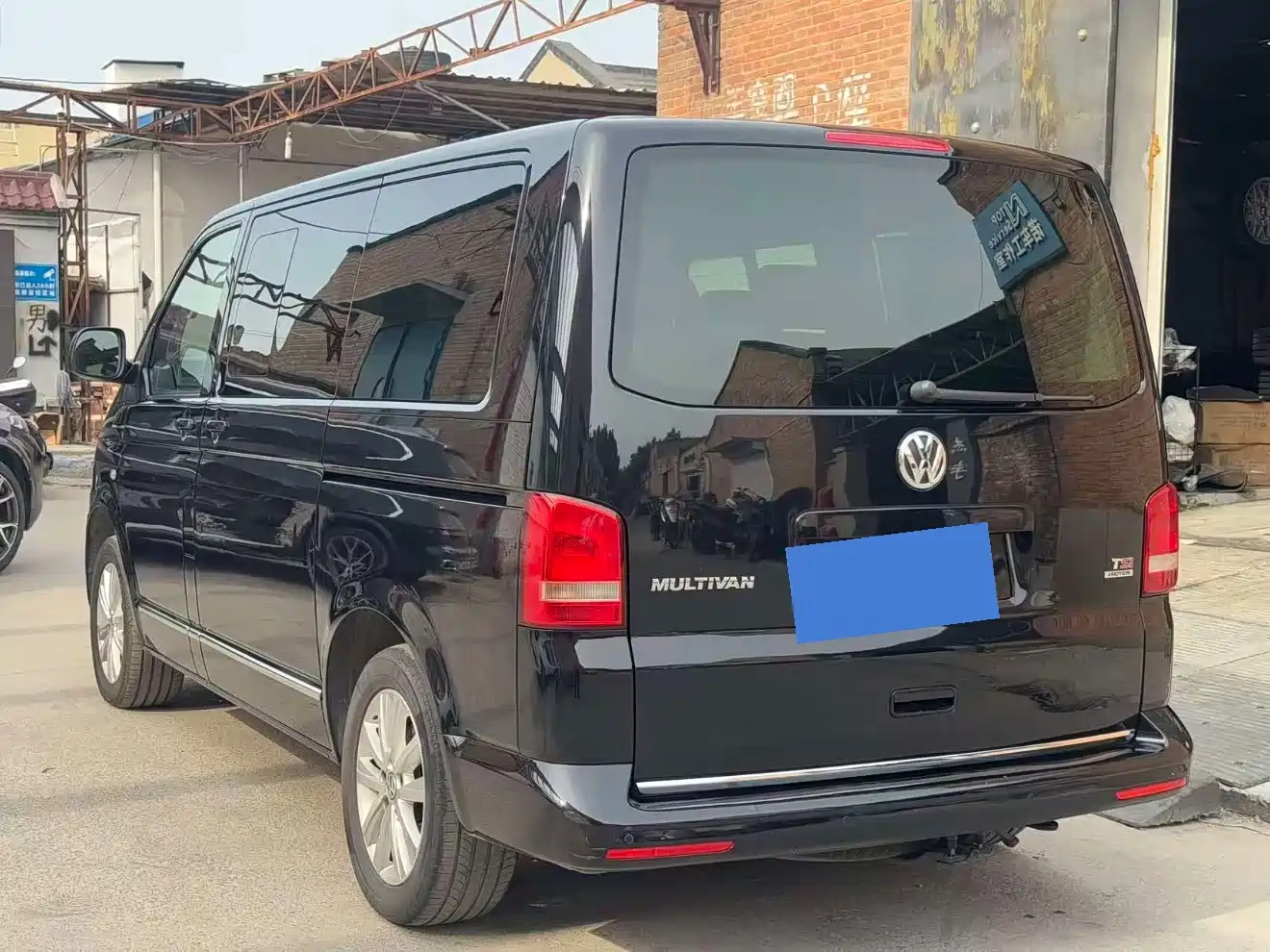 Volkswagen Multivan 2016 2015 2.0TSI AWD 65th Anniversary Limited Edition