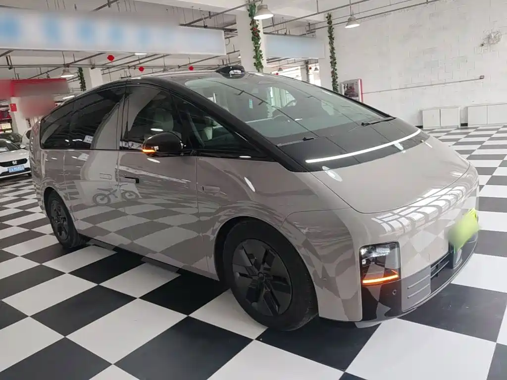 Li Auto MEGA 2024 2024 Ultra