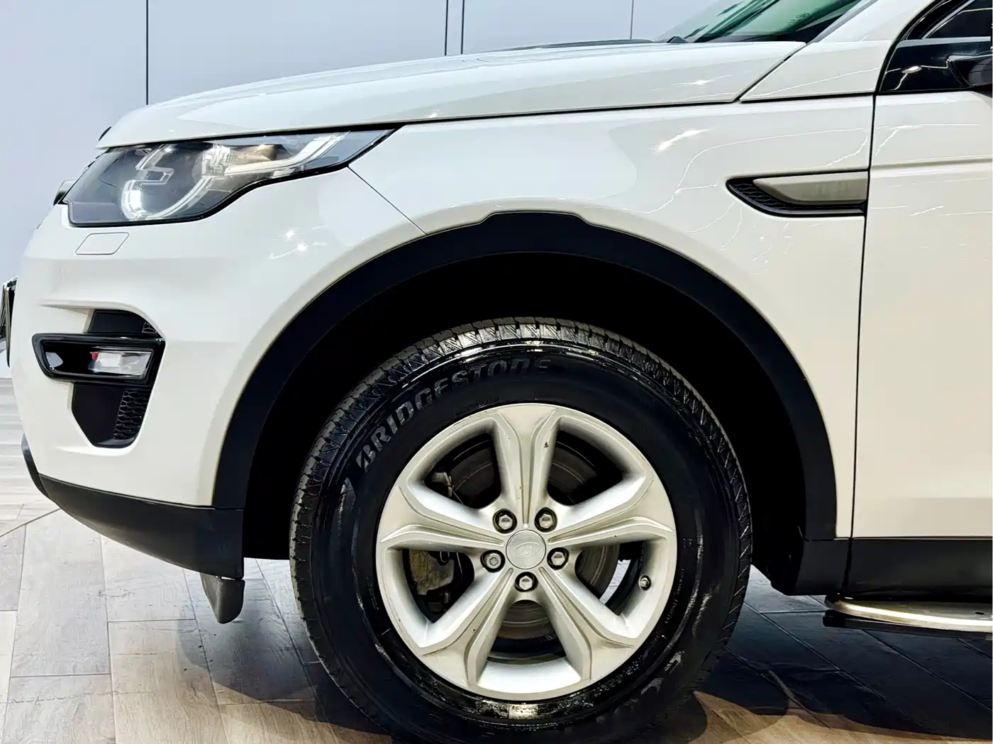 Land Rover Discovery Sport 2016 2.0T S фото 24
