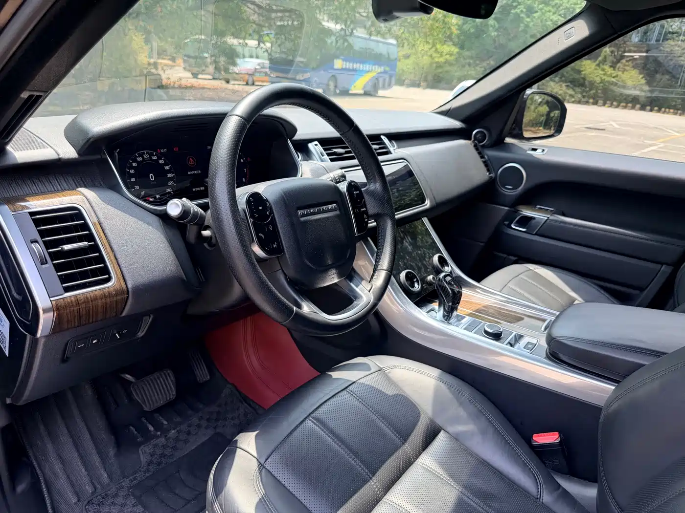 Land Rover Range Rover Sport PHEV 2019 2018 Model P400e
