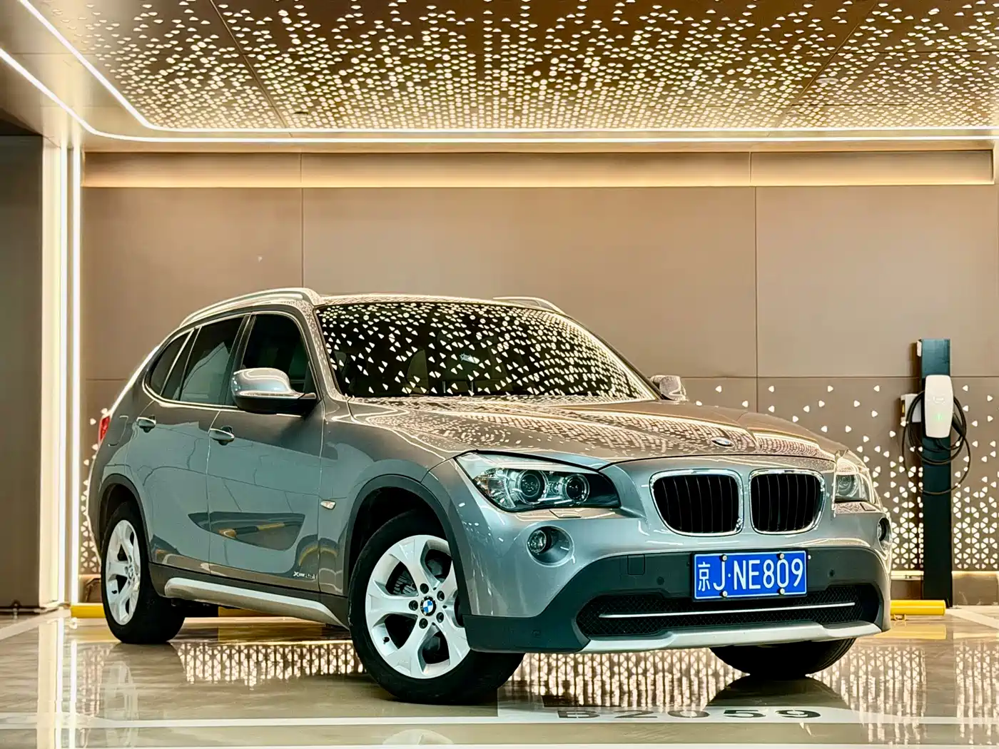 BMW X1 (Import) 2010 2010 xDrive25i