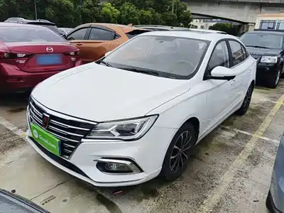 Roewe i5