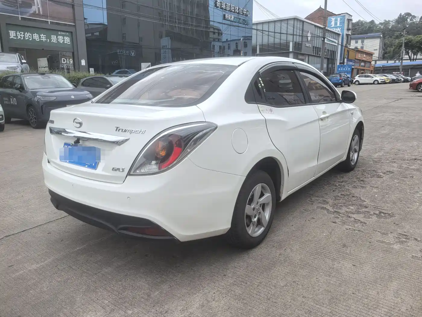 GAC Trumpchi Trumpchi GA3 2013 1.6L Manual Elite Edition фото 9