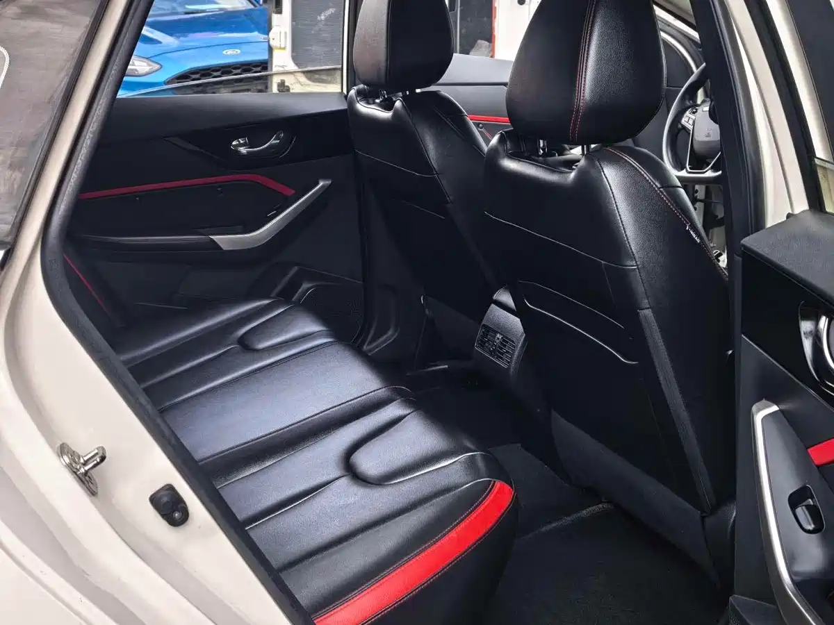 Venucia D60 2018 2018 1.6L CVT Smart Elite Edition